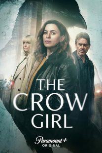 MV5BNTU0ODRmNzItMWEwMy00NmM0LWFiZGUtNGNiYjk2MjIzNzEyXkEyXkFqcGc@. V1 SX500 دانلود سریال دختر کلاغ | The Crow Girl 2025