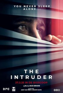 MV5BZjViMWRkNDYtZTllMi00ZTNhLTliOTYtMzFjYzlhODUyMGYxXkEyXkFqcGc@. V1 SX500 دانلود فیلم The Intruder 2024