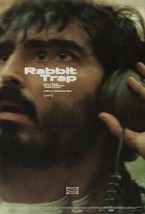 MV5BODZiNmRjM2UtNjNhZi00MzBmLTlhYzMtNWFiMDBiZDlkNTcxXkEyXkFqcGc@. V1 SX500 دانلود فیلم Rabbit Trap 2025